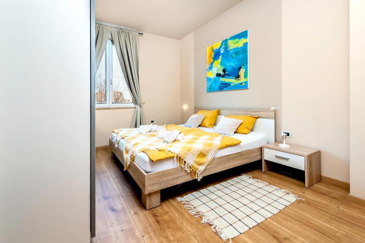 רוביני Room And Apartments Antea מראה חיצוני תמונה