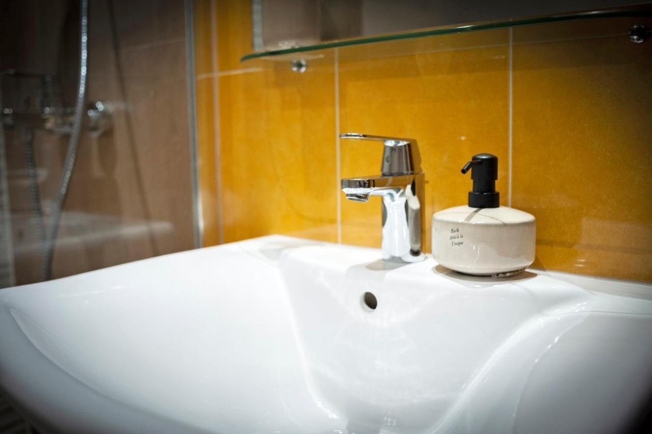 רוביני Room And Apartments Antea מראה חיצוני תמונה